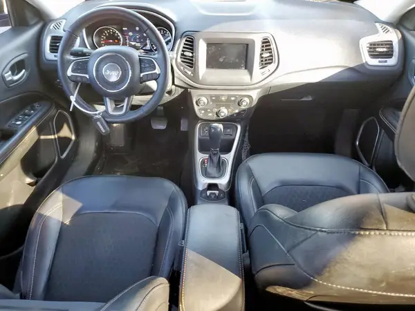 3C4NJCBB3JT140406 2018 JEEP COMPASS - Image 8