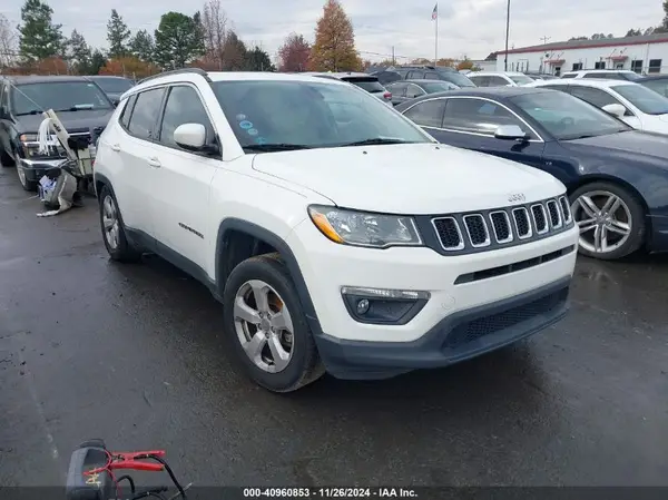 3C4NJCBB3JT165404 2018 JEEP COMPASS - Image 1