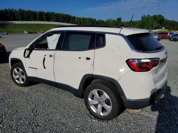 3C4NJCBB3JT166133 2018 JEEP COMPASS - Image 2