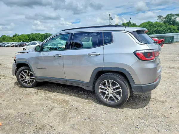 3C4NJCBB3JT194157 2018 JEEP COMPASS - Image 2