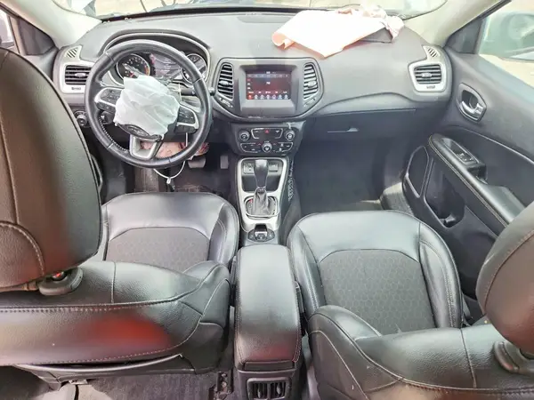 3C4NJCBB3JT194157 2018 JEEP COMPASS - Image 8