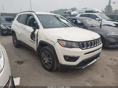3C4NJCBB3JT194224 2018 JEEP COMPASS