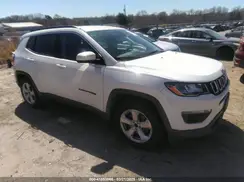 3C4NJCBB3JT227044 2018 JEEP COMPASS