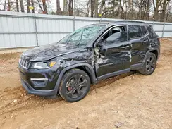 3C4NJCBB3JT228811 2018 JEEP COMPASS