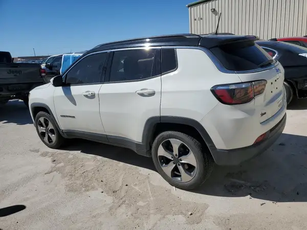 3C4NJCBB3JT272260 2018 JEEP COMPASS - Image 2