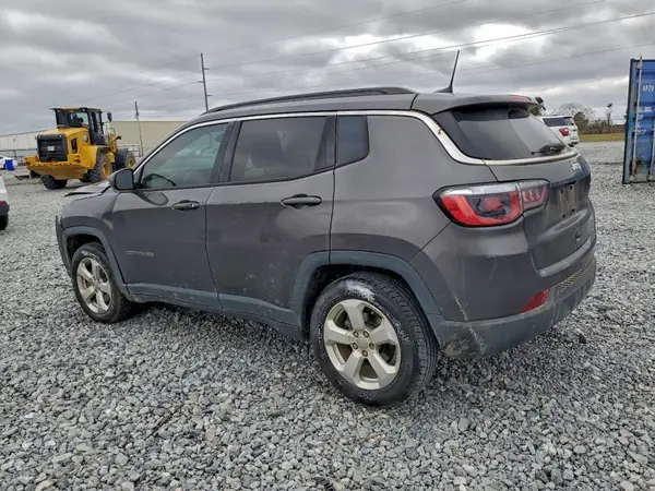 3C4NJCBB3JT293223 2018 JEEP COMPASS - Image 2