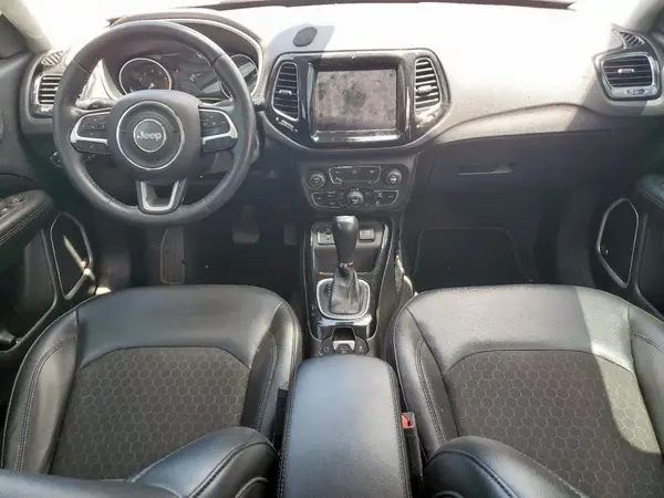3C4NJCBB3JT304902 2018 JEEP COMPASS - Image 8