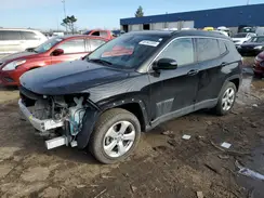 3C4NJCBB3JT339195 2018 JEEP COMPASS