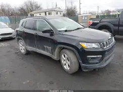 3C4NJCBB3JT368566 2018 JEEP COMPASS