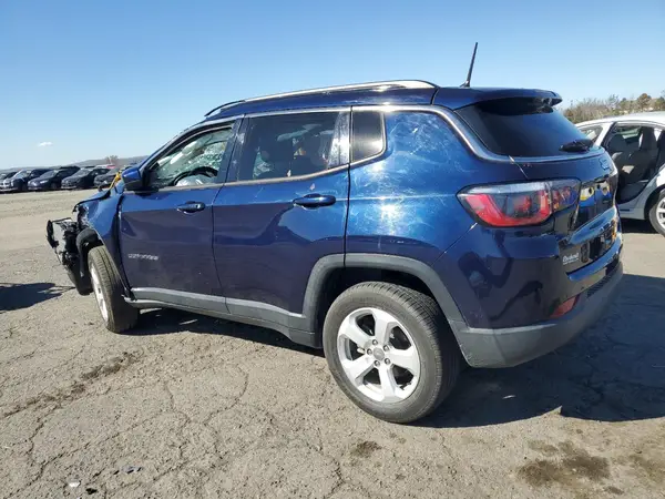 3C4NJCBB3JT374481 2018 JEEP COMPASS - Image 2