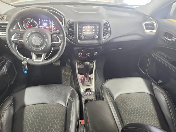 3C4NJCBB3JT377056 2018 JEEP COMPASS - Image 8