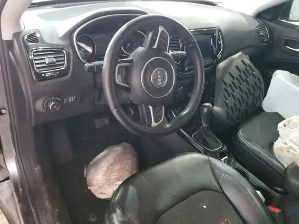 3C4NJCBB3JT407818 2018 JEEP COMPASS - Image 8