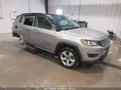 3C4NJCBB3JT408614 2018 JEEP COMPASS