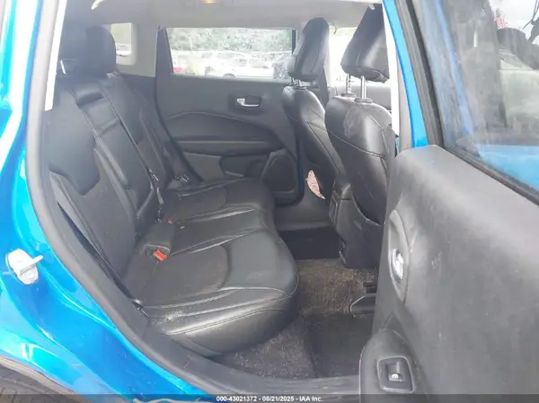 3C4NJCBB3JT425073 2018 JEEP COMPASS - Image 8