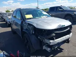 3C4NJCBB3JT460714 2018 JEEP COMPASS