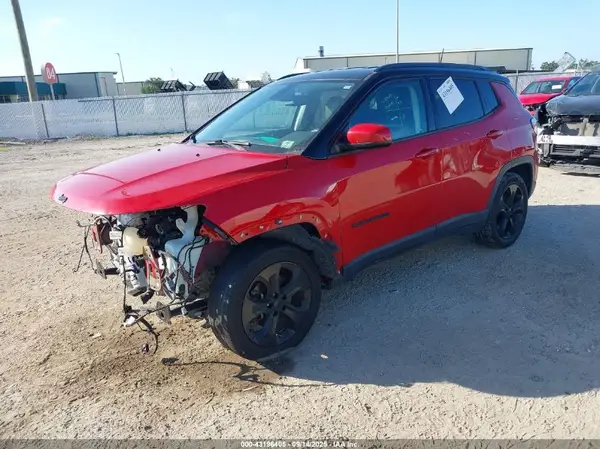 3C4NJCBB3JT462480 2018 JEEP COMPASS - Image 2