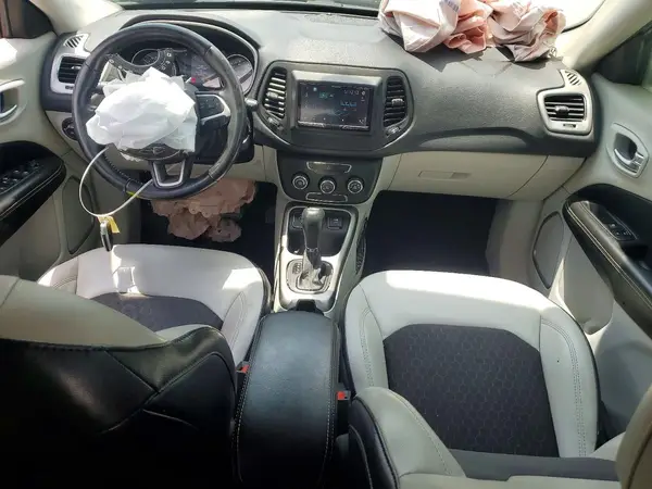 3C4NJCBB3JT487511 2018 JEEP COMPASS - Image 8