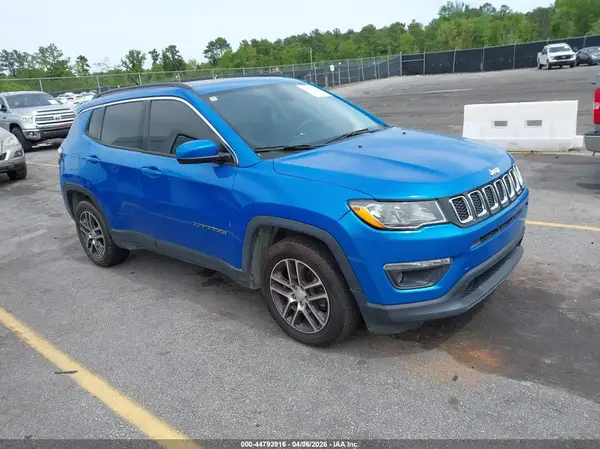3C4NJCBB3JT488075 2018 JEEP COMPASS - Image 1