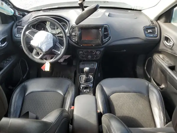 3C4NJCBB3JT494281 2018 JEEP COMPASS - Image 8