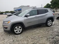 3C4NJCBB3KT636386 2019 JEEP COMPASS