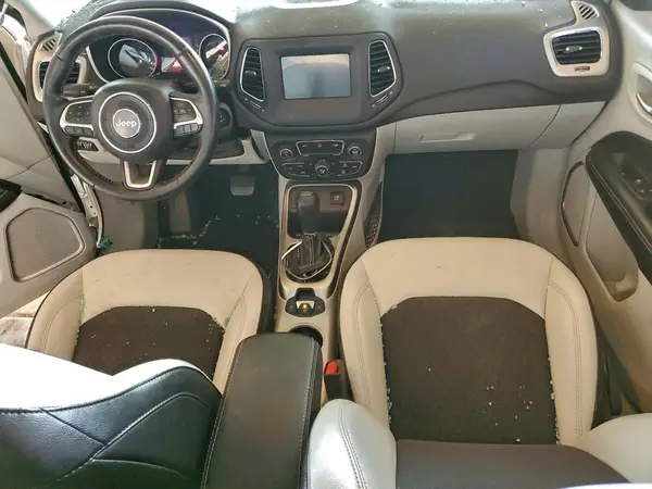 3C4NJCBB3KT636422 2019 JEEP COMPASS - Image 8