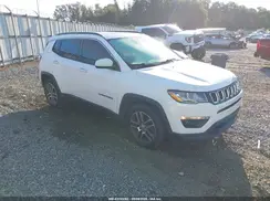 3C4NJCBB3KT636677 2019 JEEP COMPASS