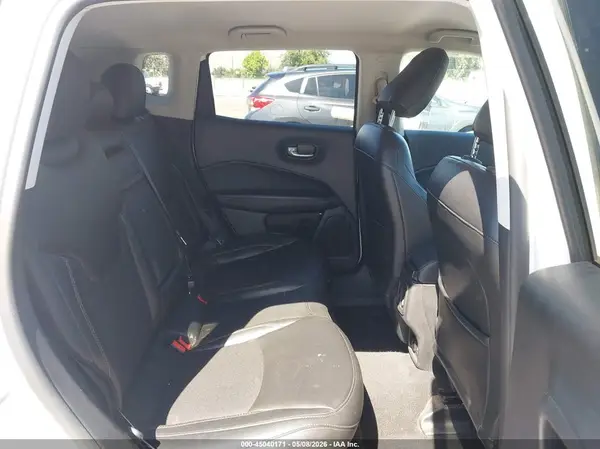 3C4NJCBB3KT636775 2019 JEEP COMPASS - Image 8