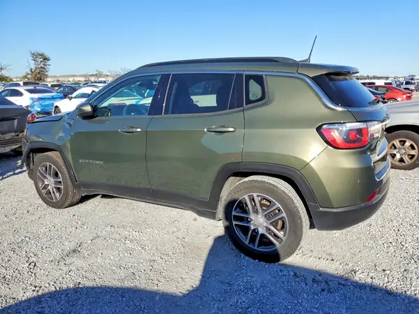 3C4NJCBB3KT638090 2019 JEEP COMPASS - Image 2