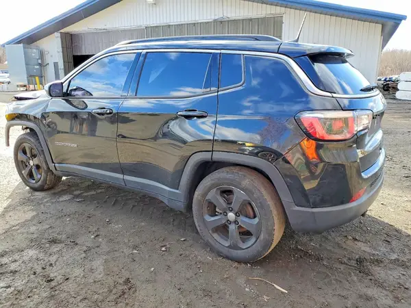 3C4NJCBB3KT649512 2019 JEEP COMPASS - Image 2