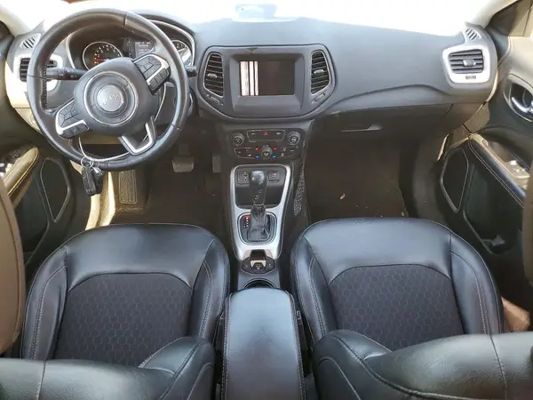 3C4NJCBB3KT652085 2019 JEEP COMPASS - Image 8