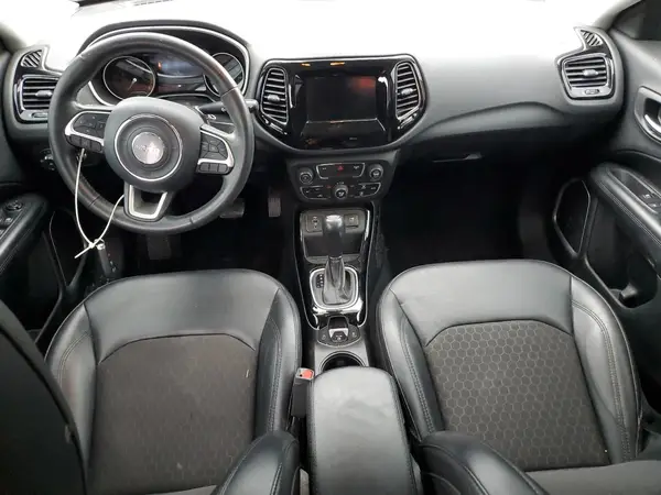 3C4NJCBB3KT658775 2019 JEEP COMPASS - Image 8