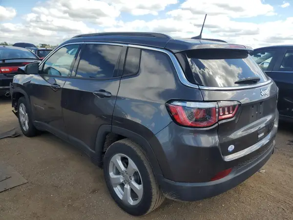 3C4NJCBB3KT677181 2019 JEEP COMPASS - Image 2