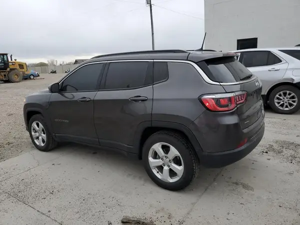 3C4NJCBB3KT756088 2019 JEEP COMPASS - Image 2