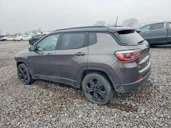 3C4NJCBB3KT815205 2019 JEEP COMPASS - Image 2