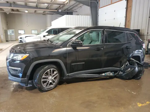 3C4NJCBB3KT819626 2019 JEEP COMPASS - Image 1