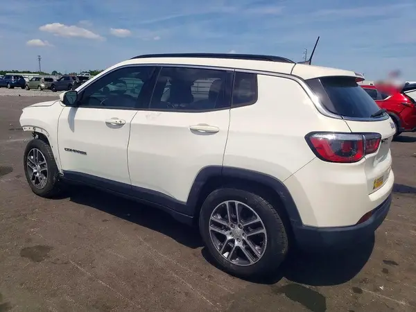 3C4NJCBB3KT834627 2019 JEEP COMPASS - Image 2