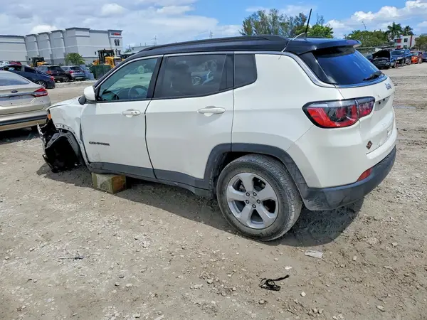 3C4NJCBB3KT835244 2019 JEEP COMPASS - Image 2