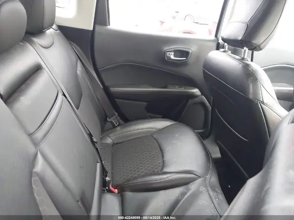 3C4NJCBB3KT851086 2019 JEEP COMPASS - Image 8