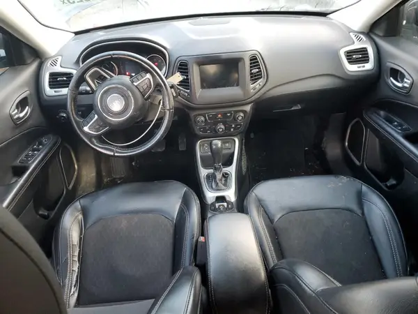 3C4NJCBB3KT852044 2019 JEEP COMPASS - Image 8