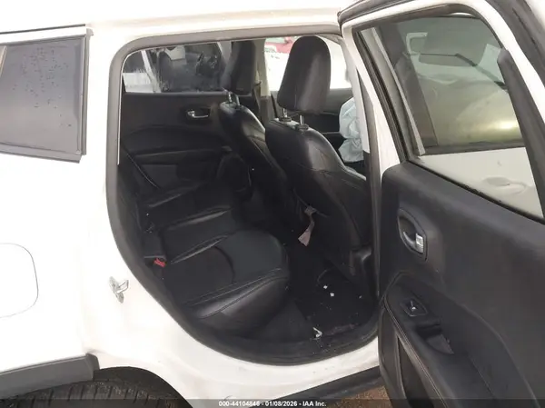 3C4NJCBB3KT854960 2019 JEEP COMPASS - Image 8