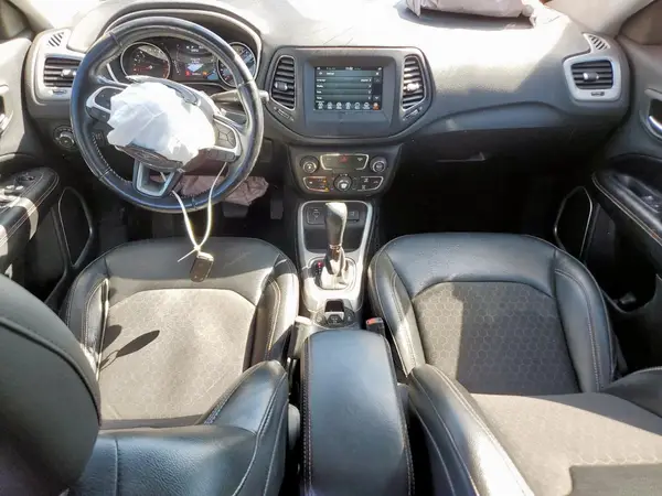 3C4NJCBB3LT133846 2020 JEEP COMPASS - Image 8