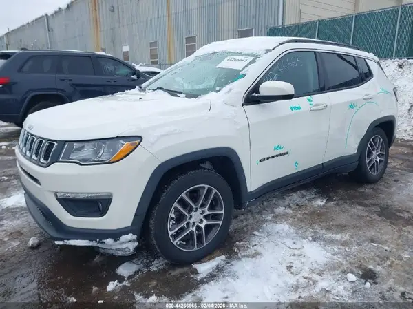 3C4NJCBB3LT154809 2020 JEEP COMPASS - Image 2