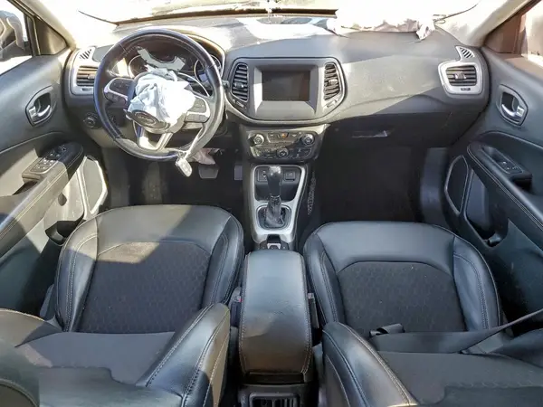 3C4NJCBB3LT243148 2020 JEEP COMPASS - Image 8