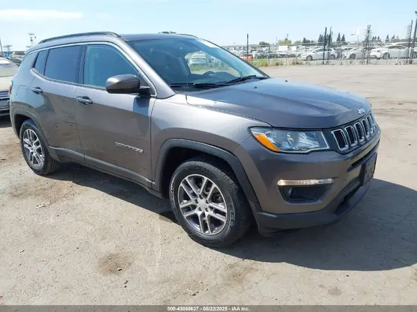 3C4NJCBB3LT258667 2020 JEEP COMPASS - Image 1