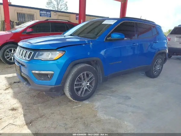 3C4NJCBB3LT258720 2020 JEEP COMPASS - Image 2