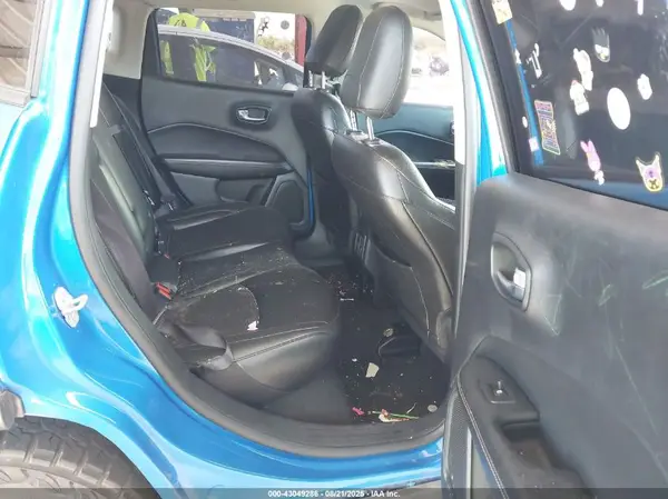 3C4NJCBB3LT258720 2020 JEEP COMPASS - Image 8