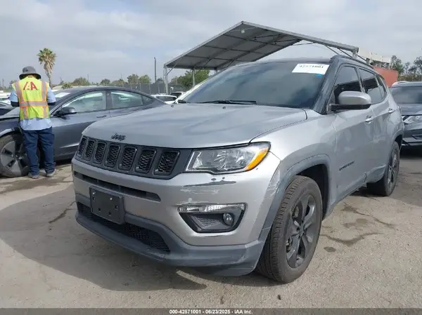 3C4NJCBB3MT507843 2021 JEEP COMPASS - Image 2