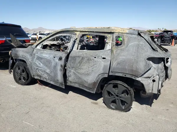3C4NJCBB3MT508426 2021 JEEP COMPASS - Image 2
