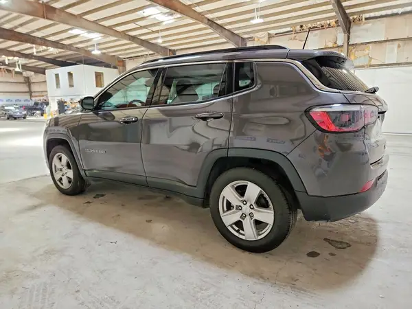 3C4NJCBB3NT103426 2022 JEEP COMPASS - Image 2