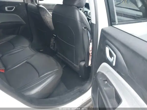 3C4NJCBB3NT119268 2022 JEEP COMPASS - Image 8